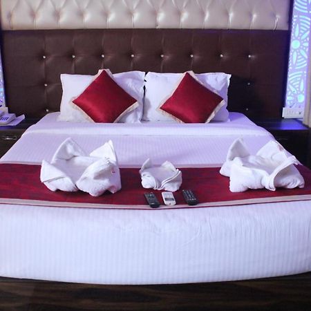 Royal Villa Beach Resort Govind Nagar Eksteriør bilde